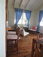 Annabelle's Apartments