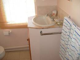 Annabelle's Apartments