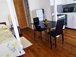 Annabelle's Apartments