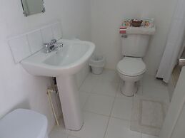 Annabelle's Apartments