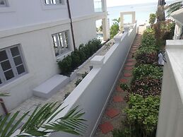 Annabelle's Apartments