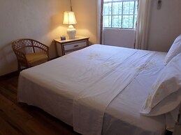 Annabelle's Apartments