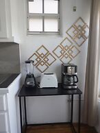 Annabelle's Apartments