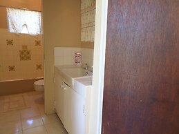 Annabelle's Apartments