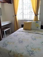 Annabelle's Apartments