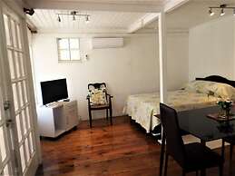 Annabelle's Apartments