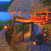 Laguna Lodge Eco-Resort & Nature Reserve