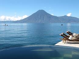 Laguna Lodge Eco-Resort & Nature Reserve