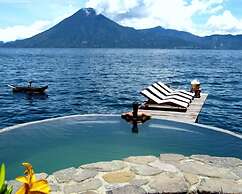 Laguna Lodge Eco-Resort & Nature Reserve