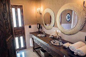 Laguna Lodge Eco-Resort & Nature Reserve