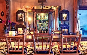 Laguna Lodge Eco-Resort & Nature Reserve