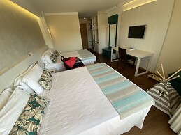 Celebration Resort Olímpia by Hot Beach