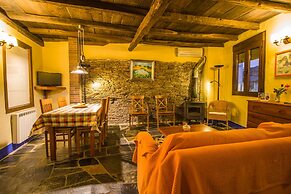 Casa Rural del Corral y Apartamentos