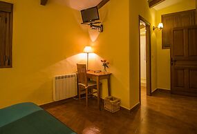 Casa Rural del Corral y Apartamentos