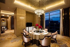 Hilton Wuhan Riverside