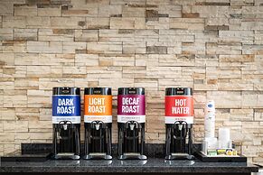 Hampton Inn & Suites La Crosse Downtown