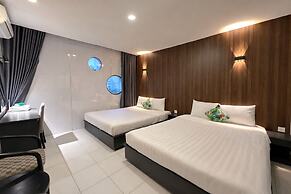 Centana Saigon Hotel