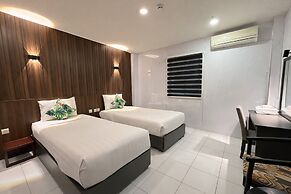 Centana Saigon Hotel