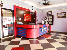 Super OYO 89363 Casavilla Hotel