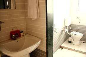 OYO 704 Apartment Kharadi