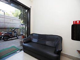 OYO 704 Apartment Kharadi