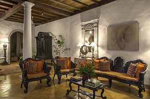 Thambili House By Edwards Collection