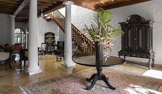 Thambili House By Edwards Collection