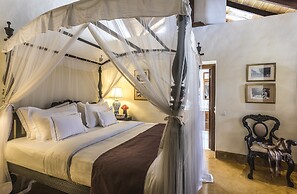 Thambili House By Edwards Collection