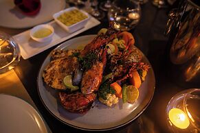 Thambili House By Edwards Collection