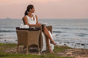 Thambili House By Edwards Collection