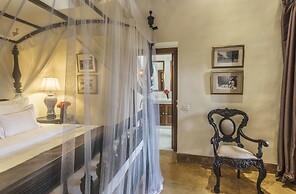 Thambili House By Edwards Collection