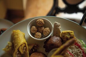 Thambili House By Edwards Collection