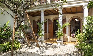 Thambili House By Edwards Collection