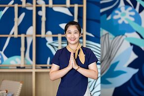 OUTRIGGER Surin Beach Resort