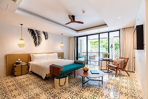 OUTRIGGER Surin Beach Resort