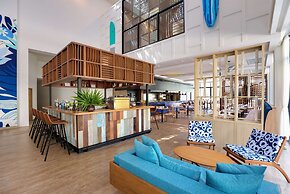 OUTRIGGER Surin Beach Resort