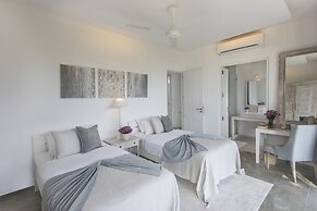 The Sandals By Edwards Collection