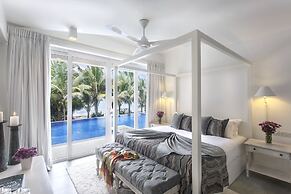 The Sandals By Edwards Collection