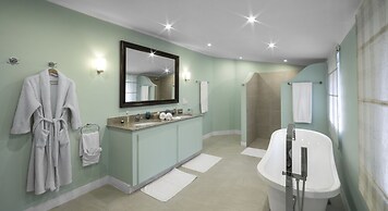 Hill Rise Luxury Villa & Stables by Edwards Collection