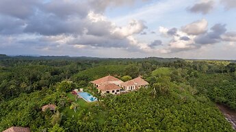 Villa Mayurana By Edwards Collection