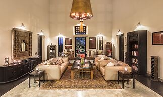 Villa Mayurana By Edwards Collection