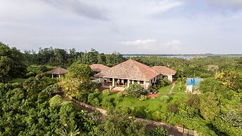 Villa Mayurana By Edwards Collection