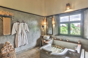 Villa Mayurana By Edwards Collection