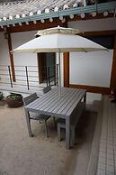 Go Woon Dang Hanok Guest House