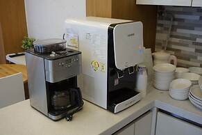 Go Woon Dang Hanok Guest House