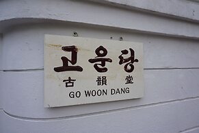 Go Woon Dang Hanok Guest House