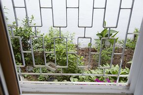 Go Woon Dang Hanok Guest House