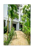 Paris Angkor Boutique