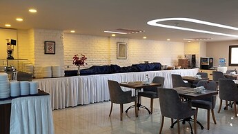 Gurtas Hotel