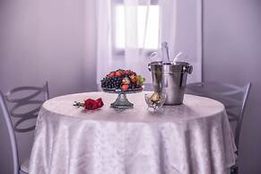 Plaza Inn Small Town Flat